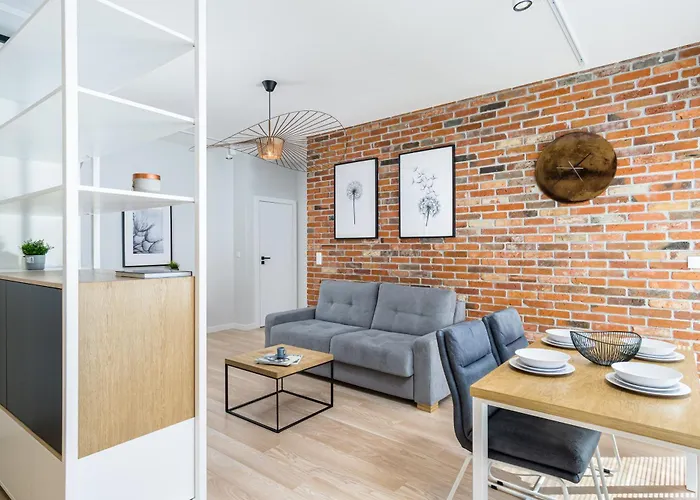 Totu Rajska 8 Old Town